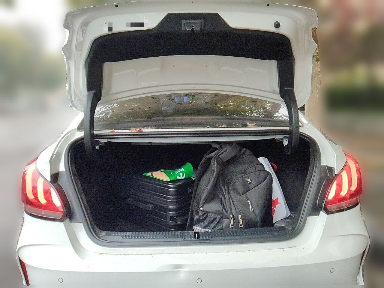 MG 5 MG 5 2023 Model 180 DVVT CVT Luxury Edition — снимка 19