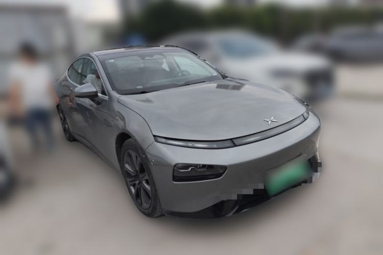 Used XPeng P7 2020 670E Front Right 45 Deg