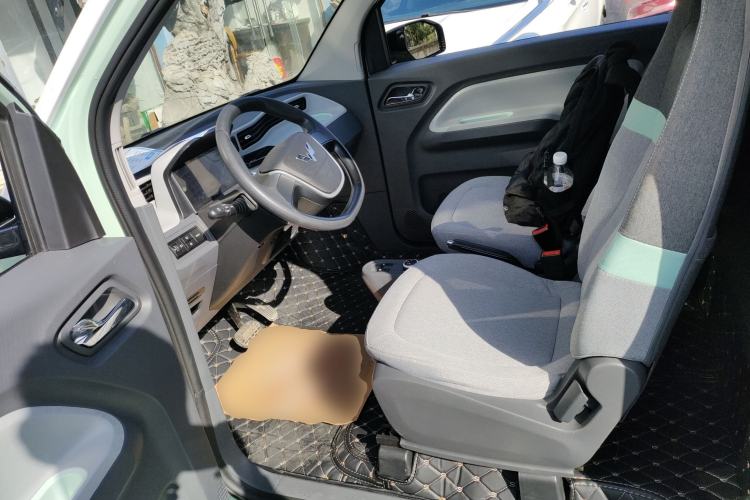 Used Wuling Hongguang MINIEV 2021 Macaron Fashion Model Lithium Iron Phosphate Left Front Seat