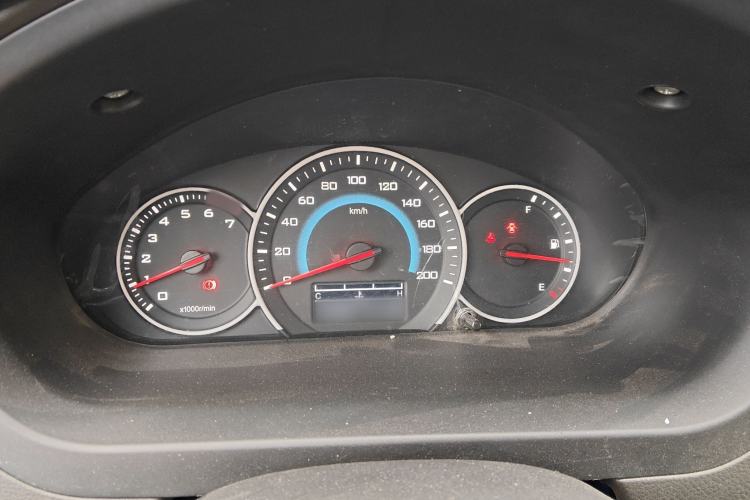 Used Wuling Rongguang V 2018 1.5L Standard Version
