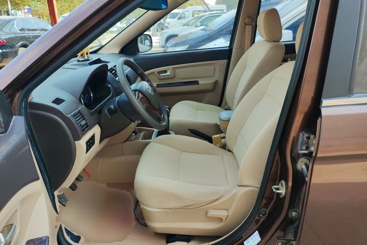 Used BAIC Weiwang M30 2015 1.5L Basic Version DAM15
