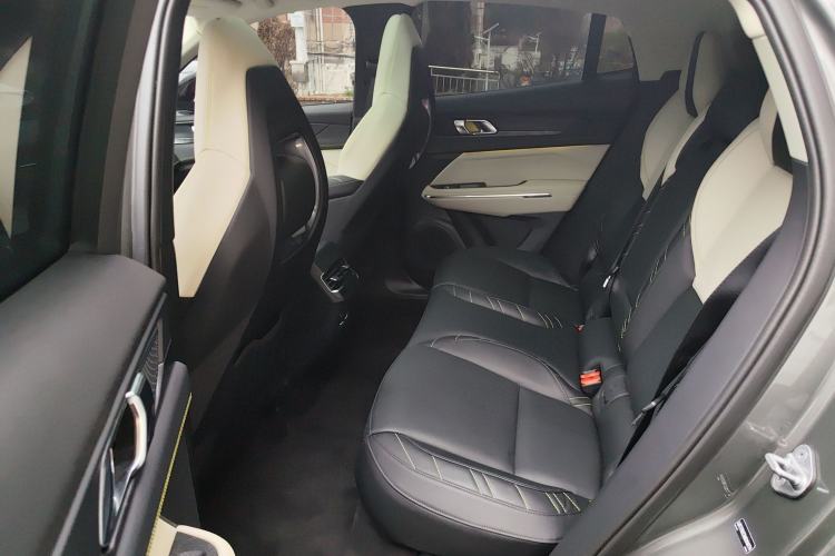 Used Lynk & Co 05 2020 2.0TD Two-Wheel Drive Shine Halo