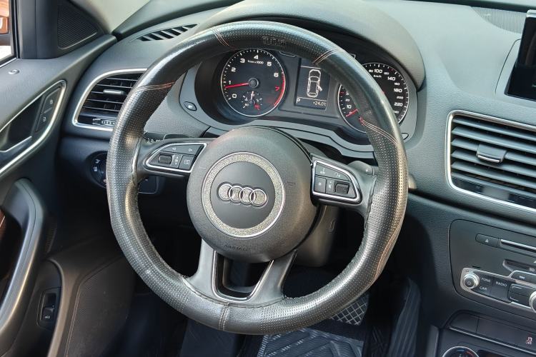 Used Audi Q3 2016 35 TFSI quattro all-wheel-drive style model Steering Wheel