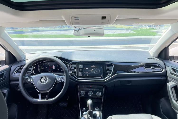 Used Volkswagen T-ROC 2020 280TSI DSG Two-Wheel Drive Comfort Version