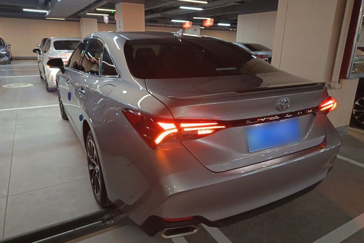 Used Toyota Avalon 2023 2.5L Luxury Edition Exterior 2