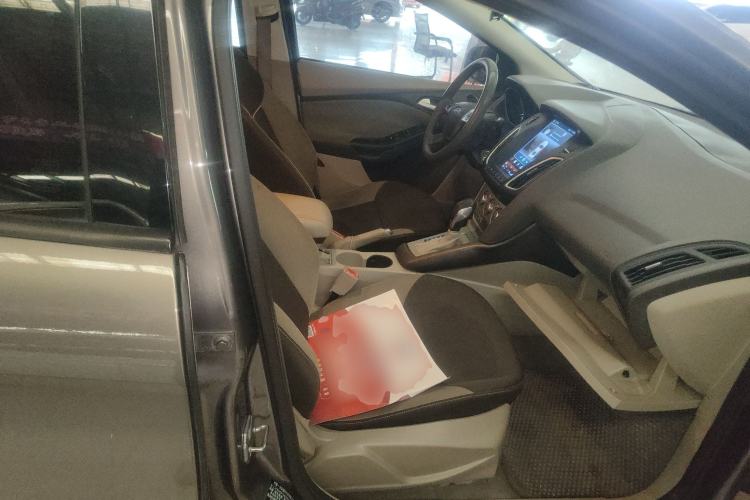 Used Ford Focus 2012 Sedan 1.6L Automatic Comfort Model