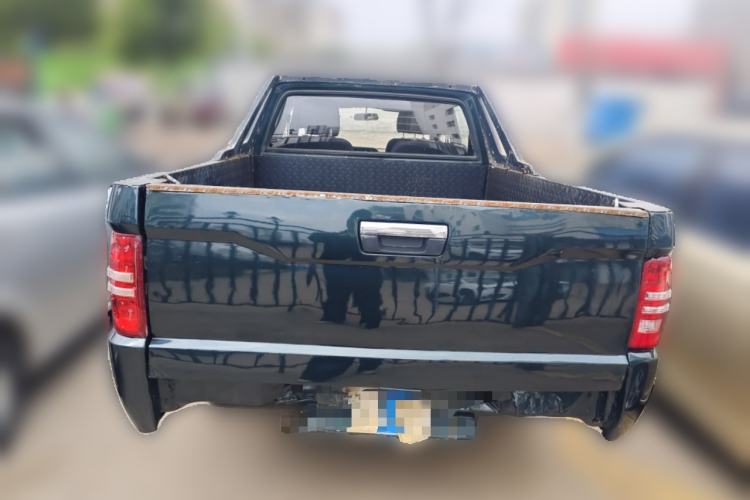 Used Isuzu Pickup 2015 2.8T Four-Wheel Drive 4JB1CT