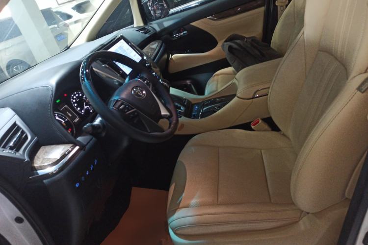 Used Toyota Vellfire 2020 Dual-Engine 2.5L HV Prestige Edition Left Front Seat