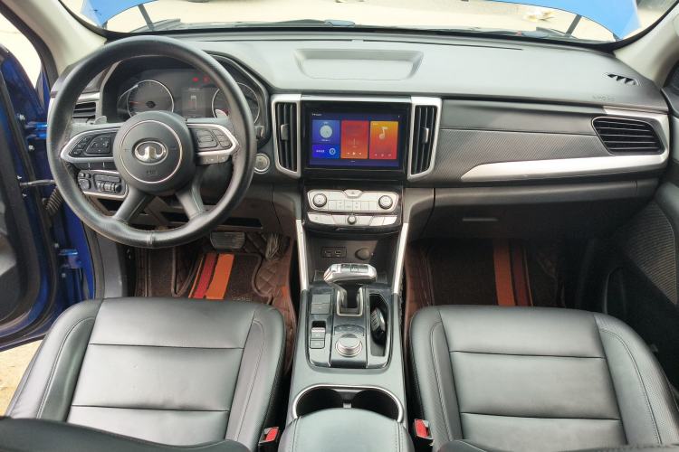 Used Great Wall Poer 2021 2.0T Commercial Version Automatic Diesel 4x4 Elite Long-Box GW4D20M Center Console