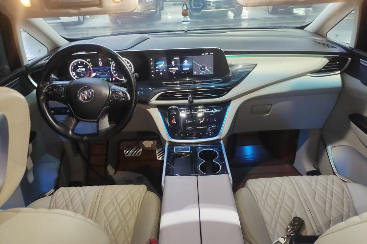 Used Buick GL8 2021 ES Landtrek 653T Comfort Edition