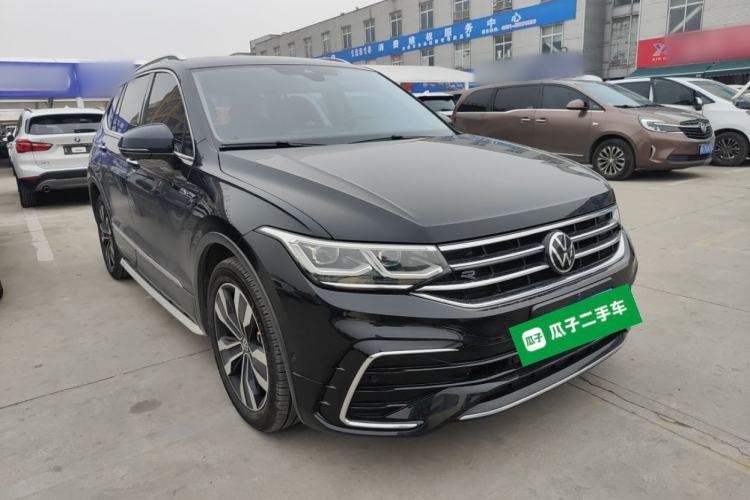 Used Volkswagen Tiguan L 2023 Restyled 330TSI Automatic Two-Wheel Drive R-Line Flagship Edition Front Right 45 Deg