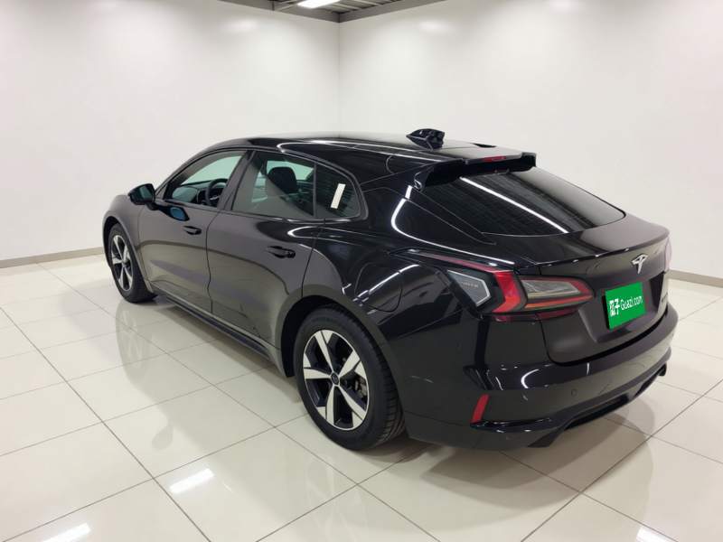 Used Zeekr 001 2023 WE Edition 100 kWh — 4