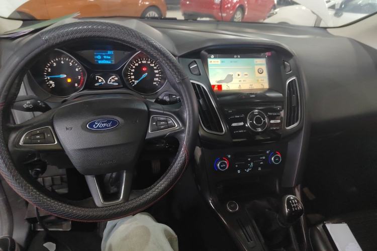 Used Ford Focus 2017 Sedan 1.6L Manual Fashion Edition Smart Drive Version