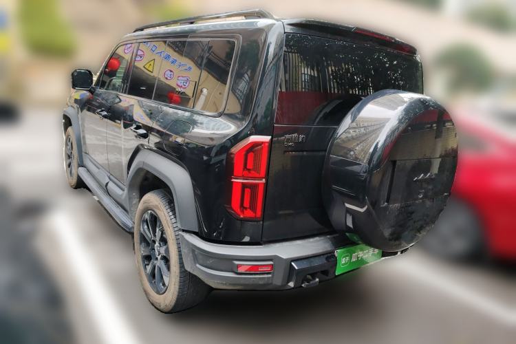 Used Formula Leopard Leopard 5 2023 Explore Edition