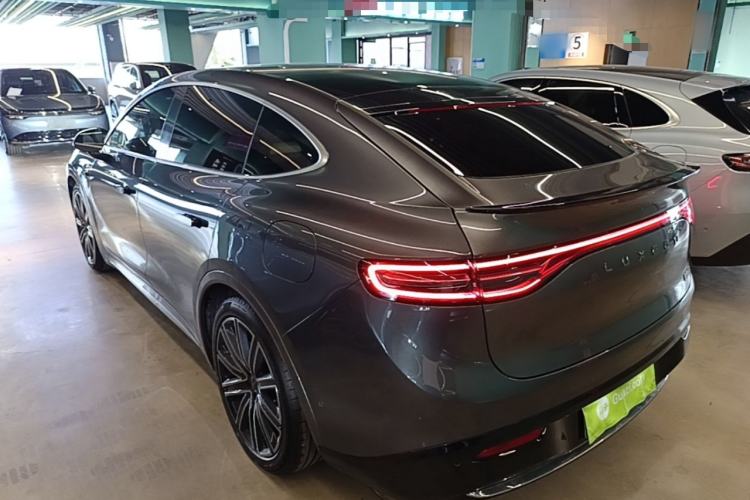 Used Hima Luxeed R7 2024 All-Electric 667 km Max