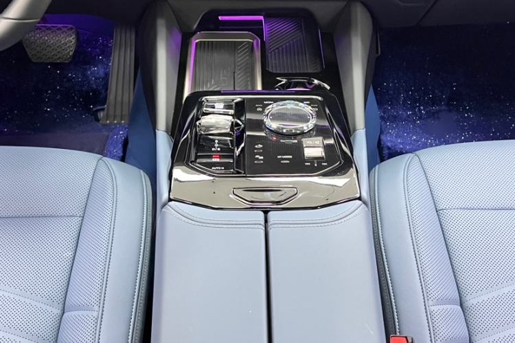 Used BMW 5 Series 2024 530Li Luxury Edition M Sport Package
