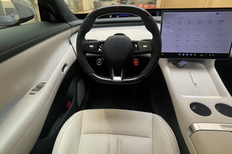 Used Xiaomi Auto YU7 2025 Ultra-Long Range High-Performance All-Wheel-Drive Max Edition
