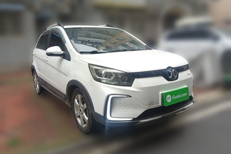 Used BAIC New Energy EC5 2019 New Style Edition Front Right 45 Deg