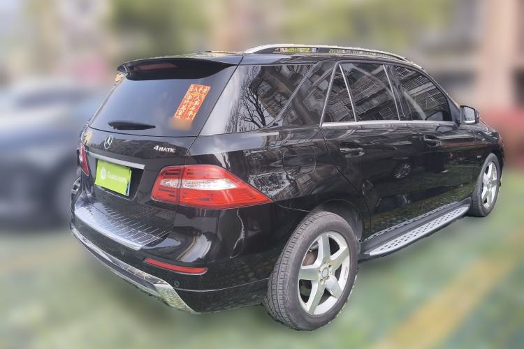 Used Mercedes-Benz M-Class 2012 ML 350 Luxury Edition Rear Right 45 Deg