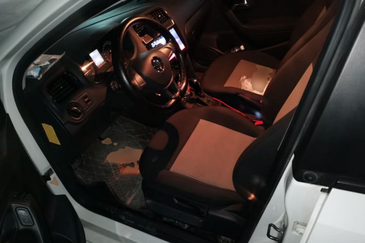 Used Volkswagen Polo 2016 1.4L Automatic Trendy Model
