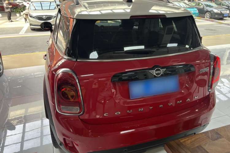 Used MINI Countryman 2019 1.5T COOPER ALL4 Artist Weekend Travel Edition
