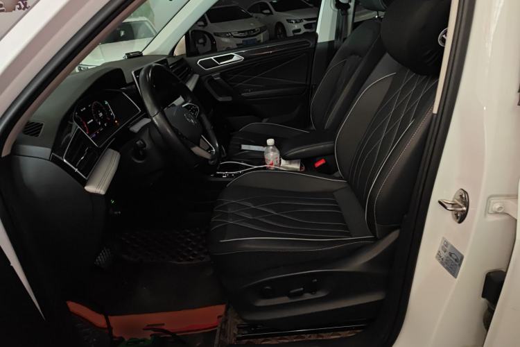 Used Volkswagen Tiguan L 2022 330TSI Automatic Two-Wheel Drive Smart Edition