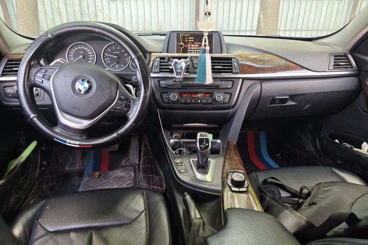 Used BMW 3 Series 2014 328Li Fashion Model
