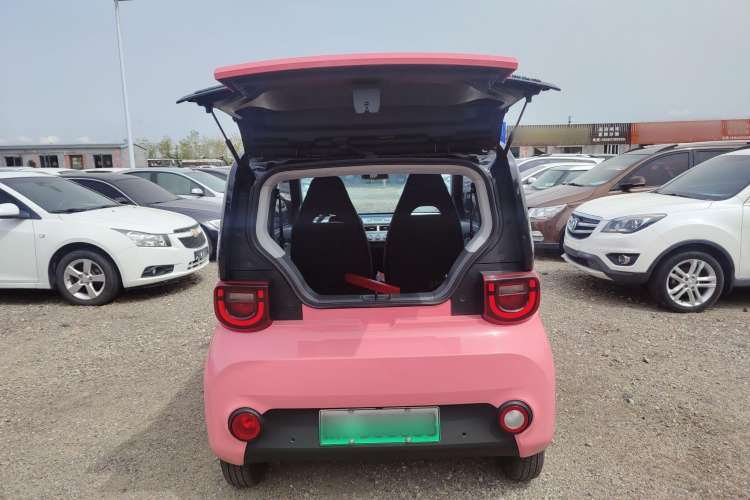 Used Chery New Energy QQ Ice Cream 2022 120km Conical Shape Lithium Iron Phosphate
