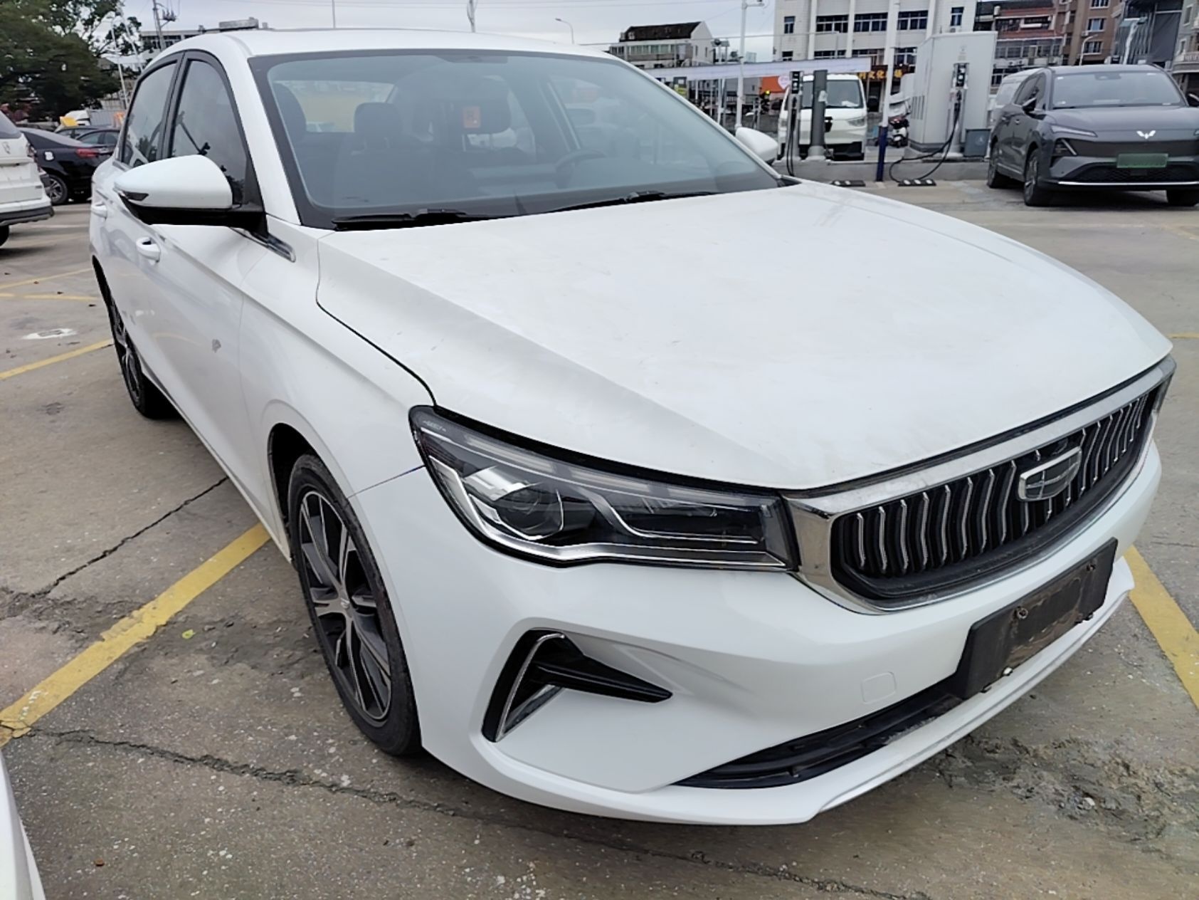 Geely Auto Emgrand 2022 4th Generation 1.5L CVT Luxury Model - Premium — снимка 3
