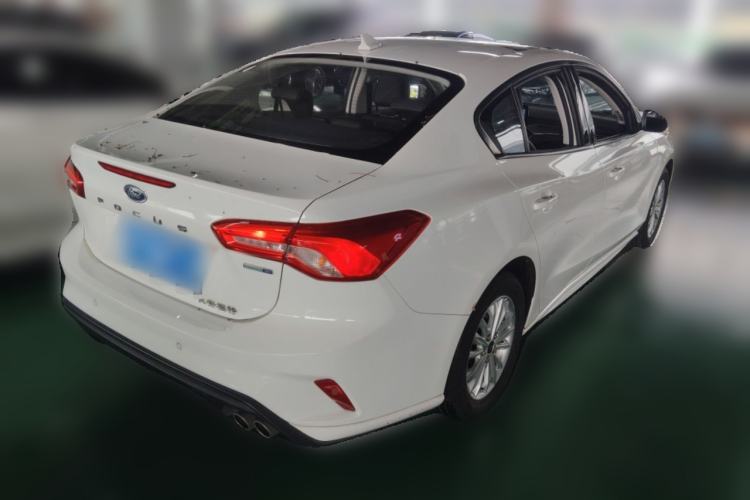 Used Ford Focus 2020 Sedan EcoBoost 180 Automatic Trend Edition Rear Right 45 Deg