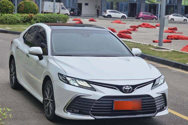 Used Toyota Camry 2021 2.5G Luxury Edition Exterior 2