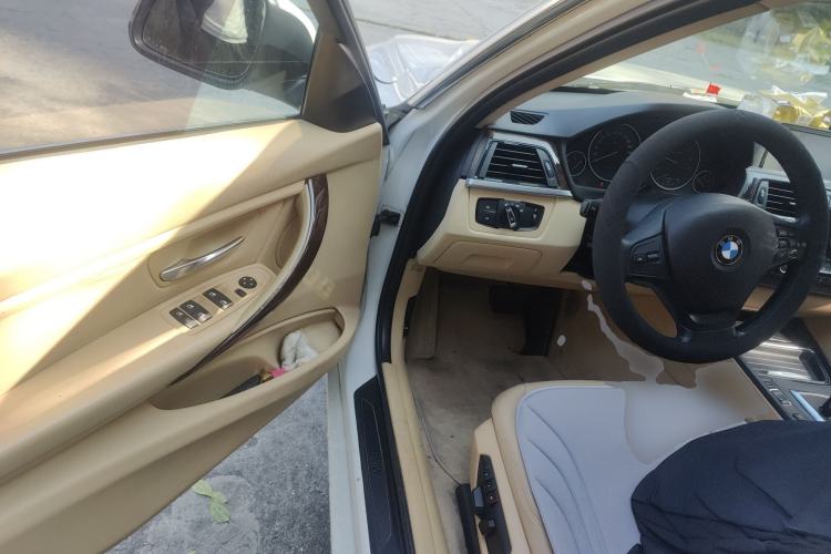 Used BMW 3 Series 2013 320Li Fashion Model
