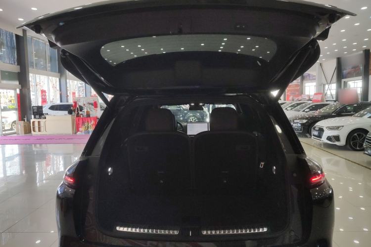 Used Li Auto L8 2023 Pro Model
