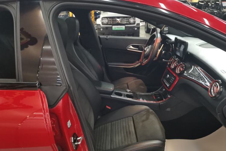 Used Mercedes-Benz CLA 2017 Refreshed CLA 220 4MATIC
