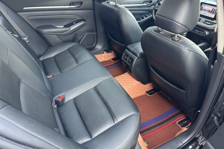 Used Nissan Teana 2021 2.0L XL Comfort Edition Interior 7