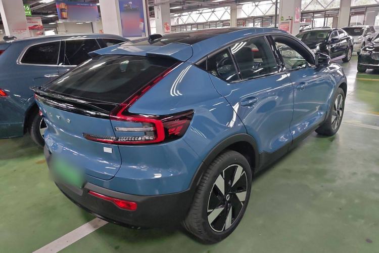 Used Volvo C40 2024 Long-Range Version