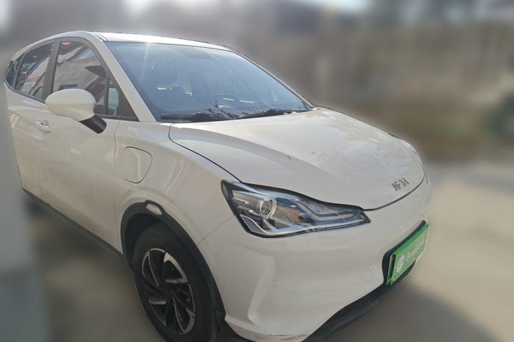 Used NETA V 2022 Long-Range Industry Custom Edition Front Right 45 Deg