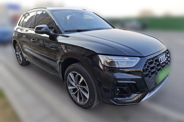 Used Audi Q5L 2024 40 TFSI Fashion Dynamic Model Front Right 45 Deg