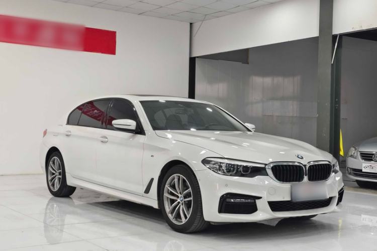 Used BMW 5 Series 2019 525Li M Sport Package Exterior 2