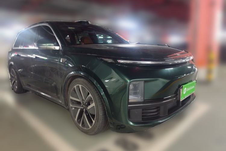 Used Li Auto L9 2022 Max model Front Right 45 Deg