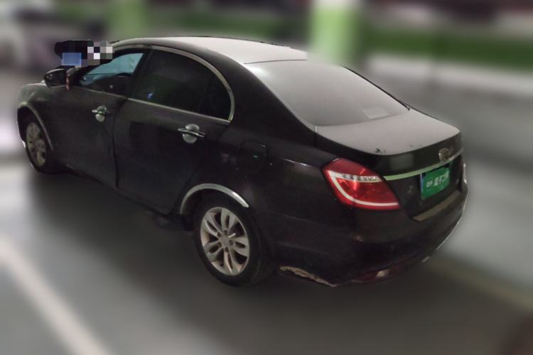 Used Geely Auto Emgrand 2015 Sedan 1.5L Manual - Top Trim Level
