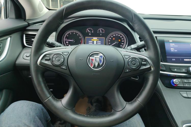 Used Buick LaCrosse 2021 652T Luxury Model
