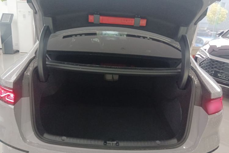 Used BYD Han 2025 DM-i Intelligent Driving Edition 125KM LiDAR Flagship Model Trunk