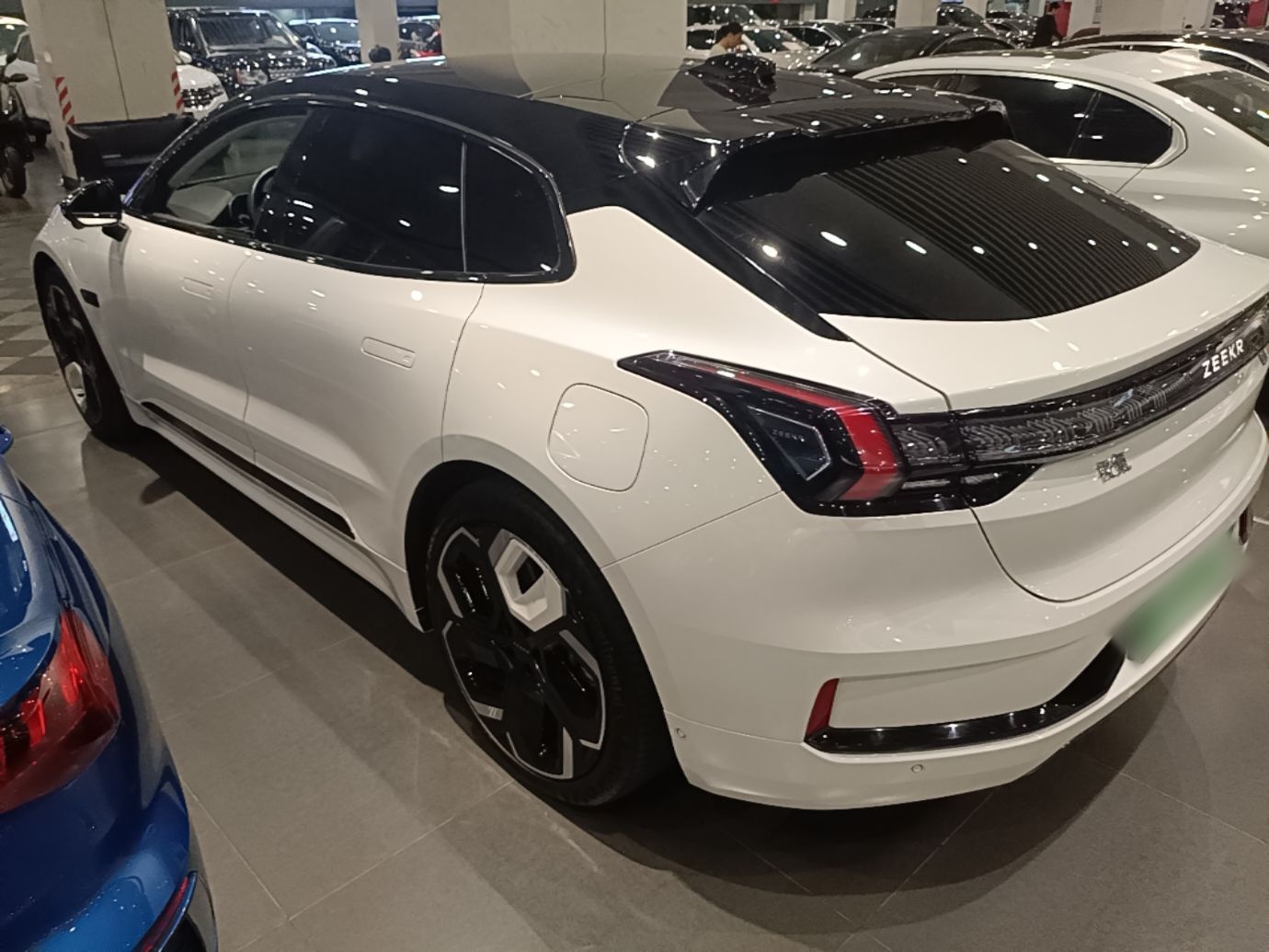 Zeekr 001 2023 YOU Edition 100 kWh — снимка 4