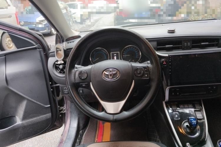 Used Toyota Levin 2017 Revised Dual-Engine 1.8H GS E-CVT Elite Sunroof Version China V Standard Steering Wheel