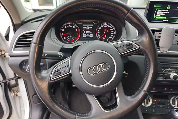 Used Audi Q3 2015 35 TFSI quattro Millionth Anniversary Edition
