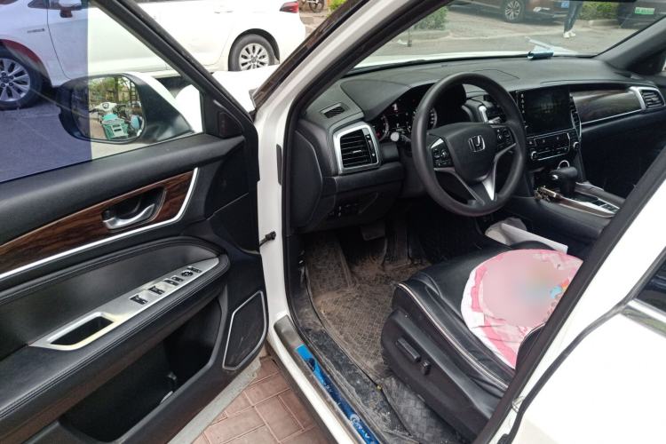 Used Honda UR-V 2017 240TURBO Two-Wheel Drive Classic Edition China V