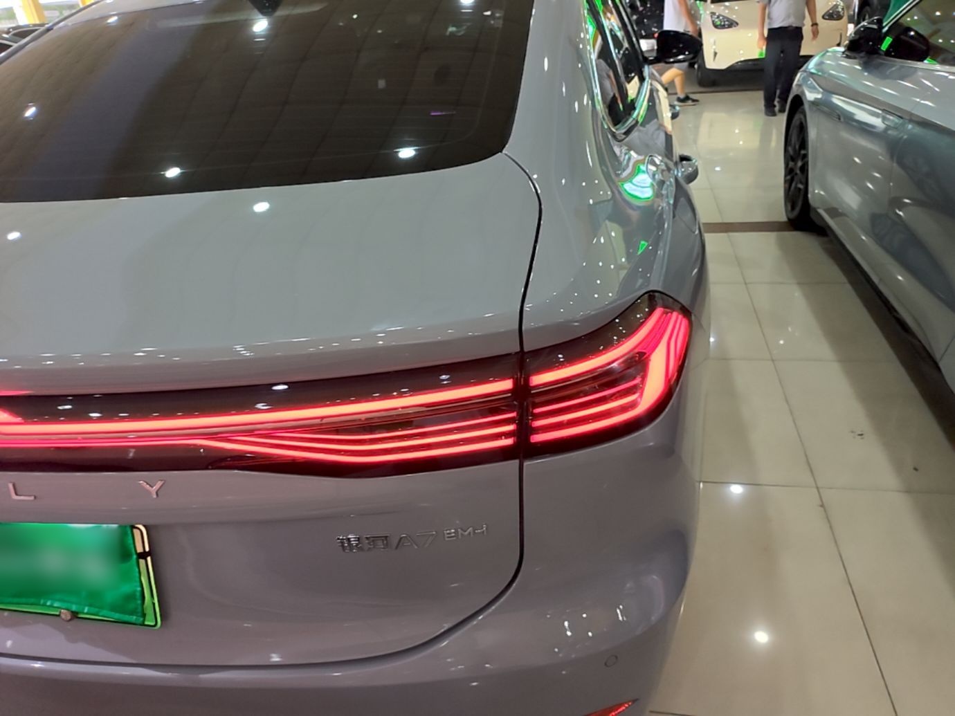 Geely Galaxy A7 2025 Model EM-i 150km Exploration+ Edition — снимка 9