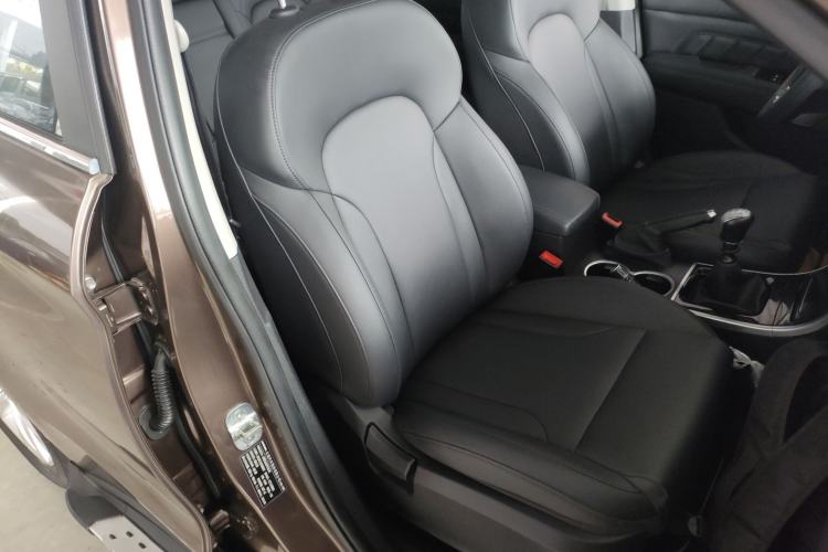 Used Haval H2 2014 1.5T Manual Two-Wheel Drive Elite Edition Right Front Seat