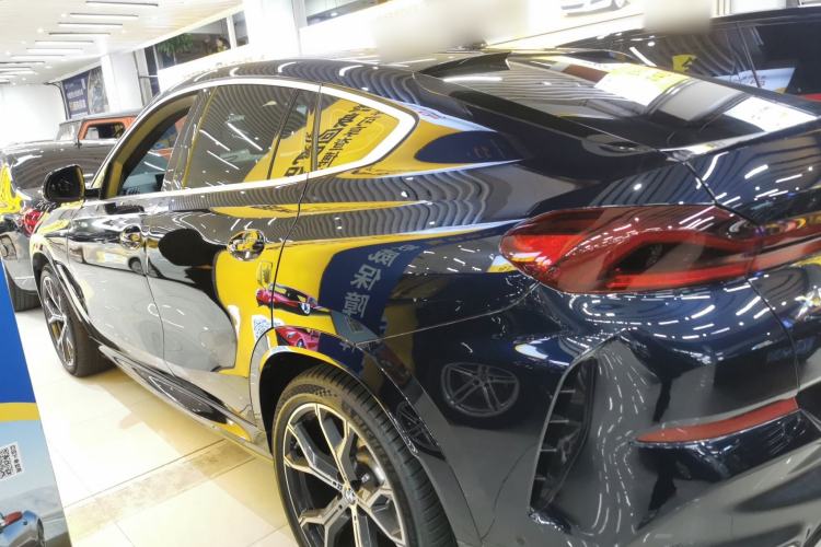 Used BMW X6 2023 xDrive40i Luxury Model with M Sport Package